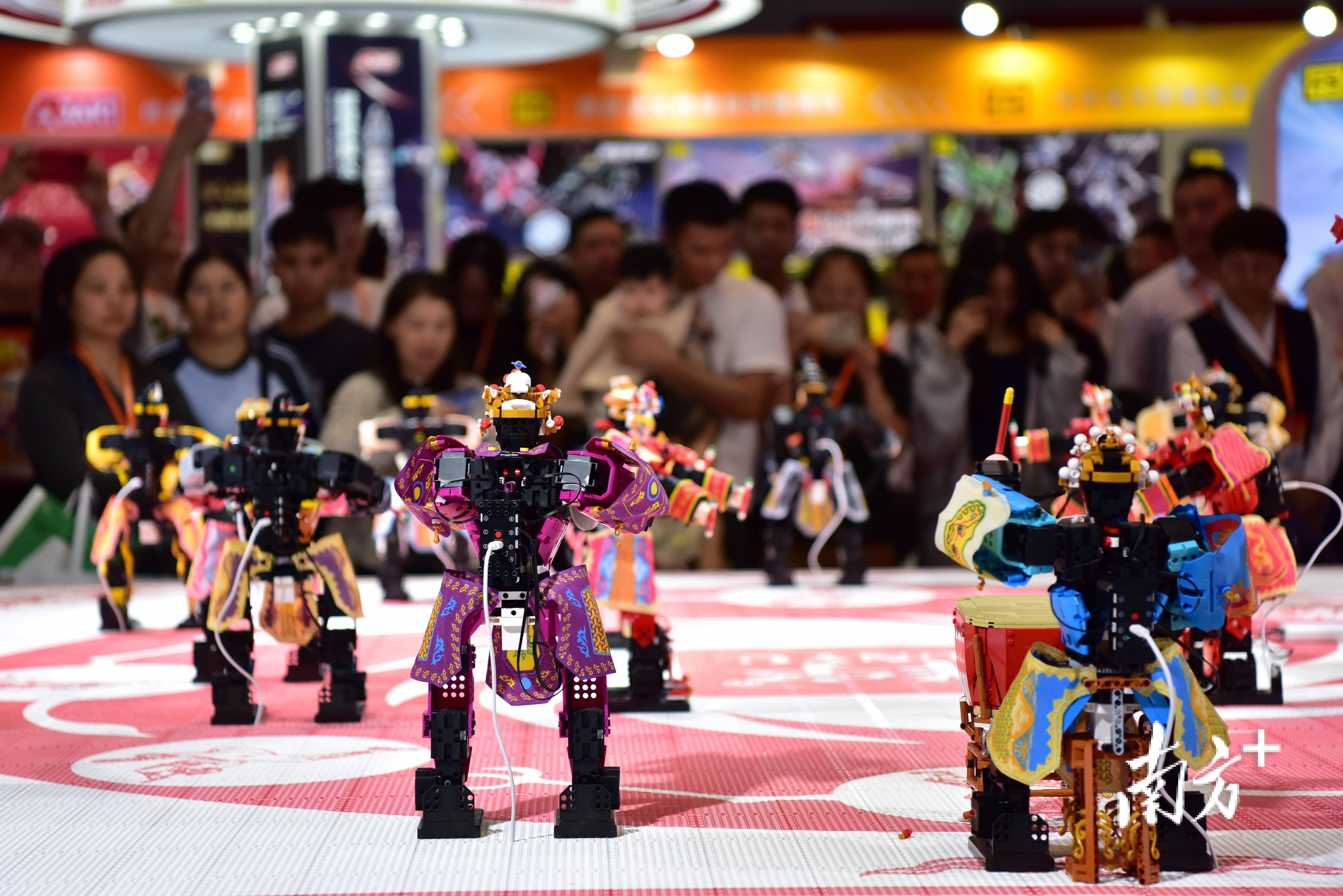 博会背后“税”动力十足！九游会j9入口登录新版玩(图2)